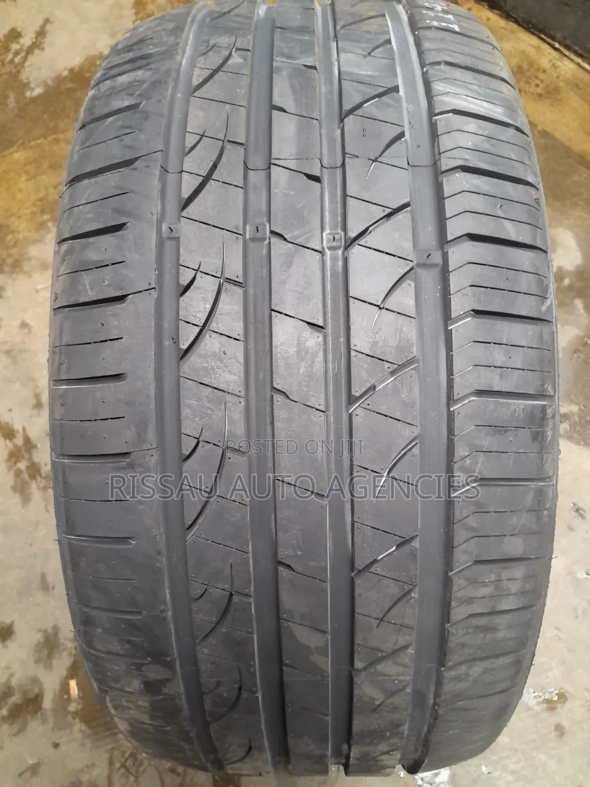 255/35 R 19 Prinix Tyres Made in Thailand.