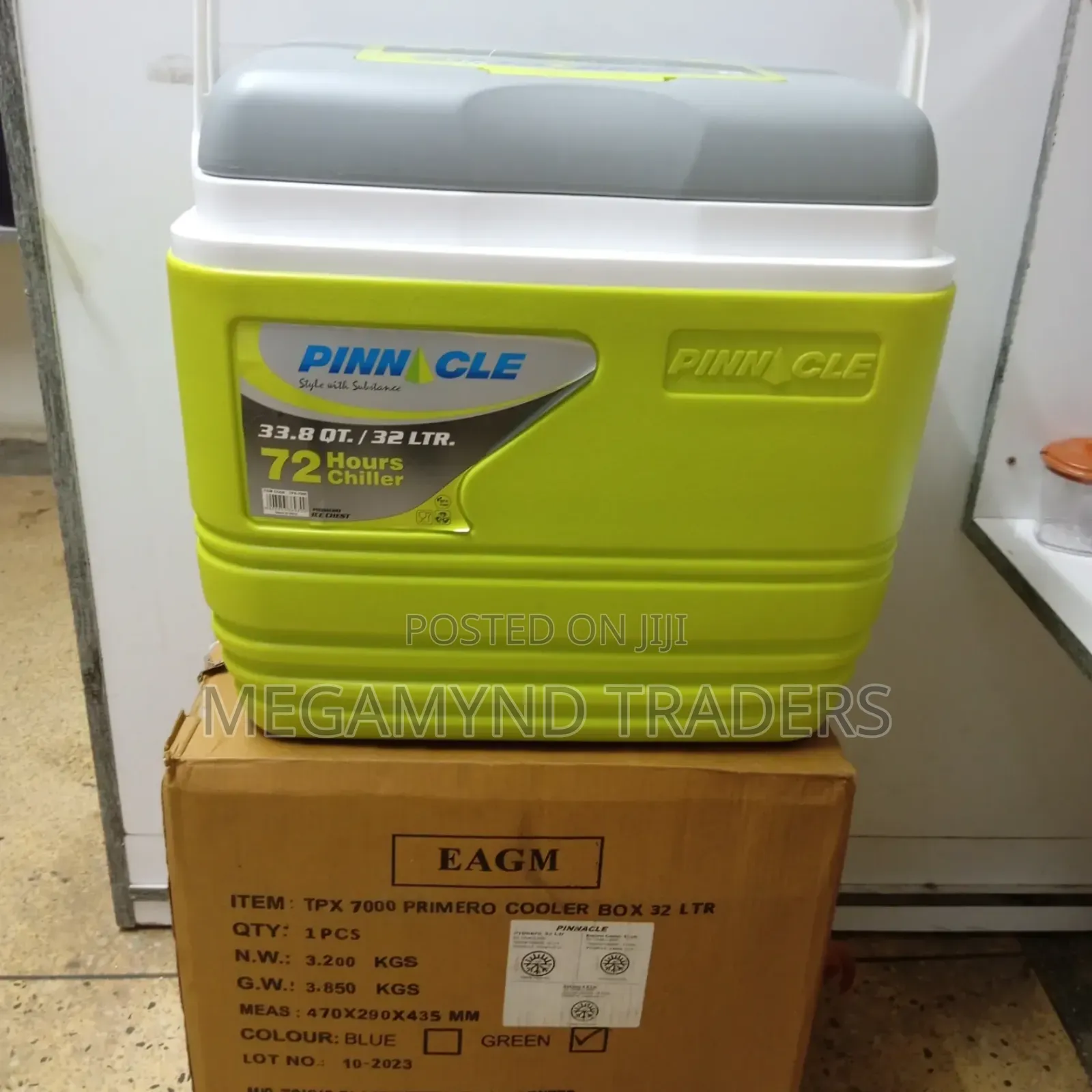 32 LTR Pinnacle Cooler Box / Ice Box