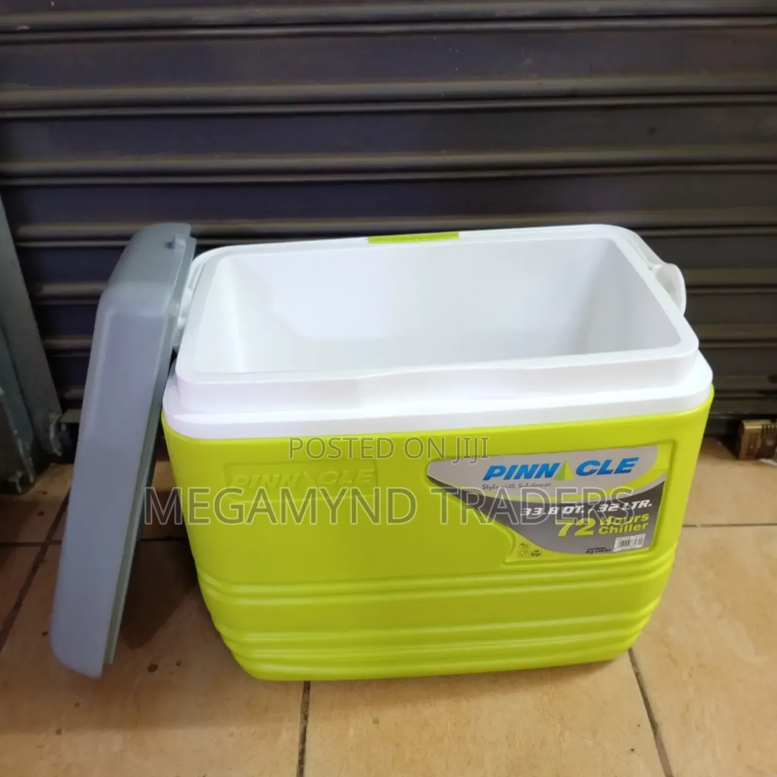 32 LTR Pinnacle Cooler Box / Ice Box