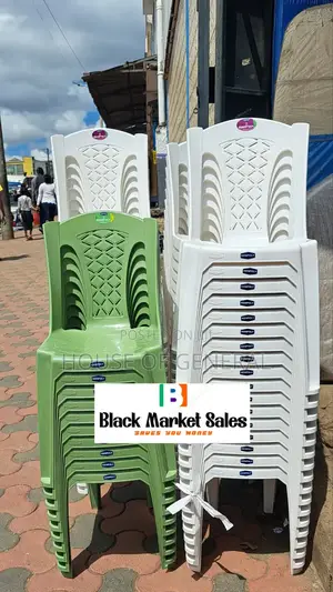 Strong Armless Kenpoly Plastic Chair