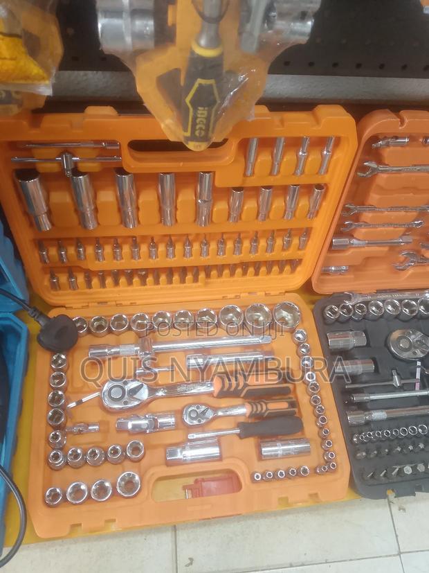 Socket Wrench/Toolbox Set With Wrench - main view
