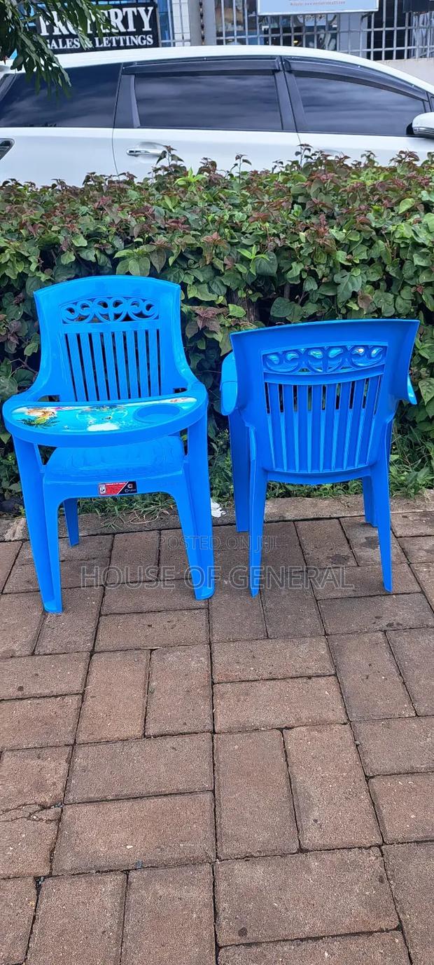 Kids Feeding Plastic Chair - main view