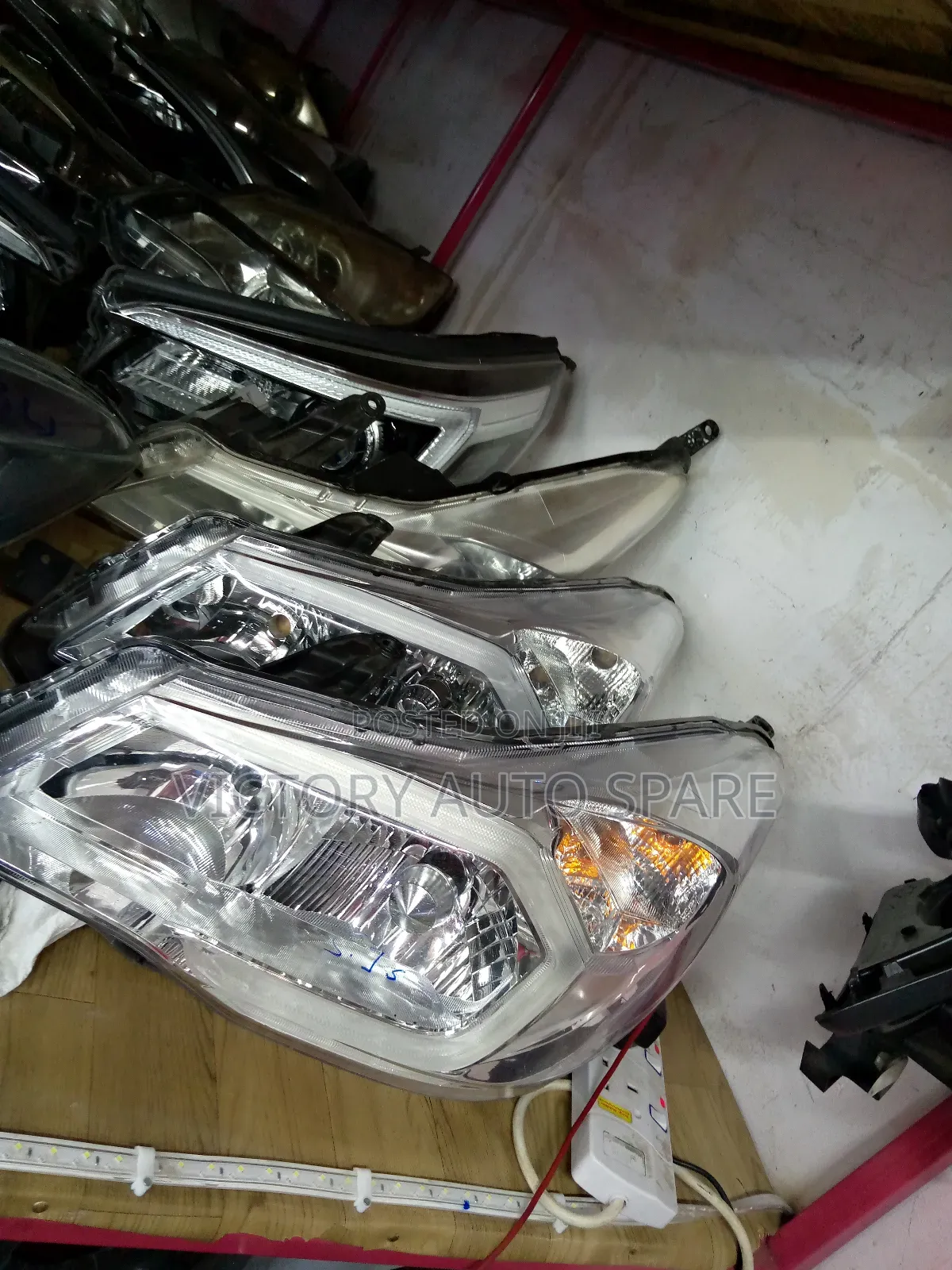 Subaru Sj5 Headlight Non Xenon