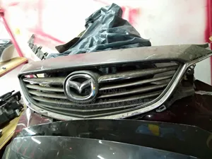 Mazda Axela Grill 2014/2015