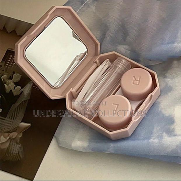 Contact Lenses Box - main view