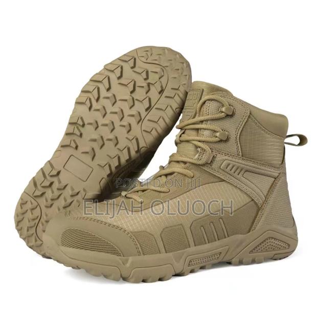 A533 Boots - thumbnail 2