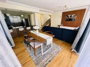 Unique Pieces Interior Design