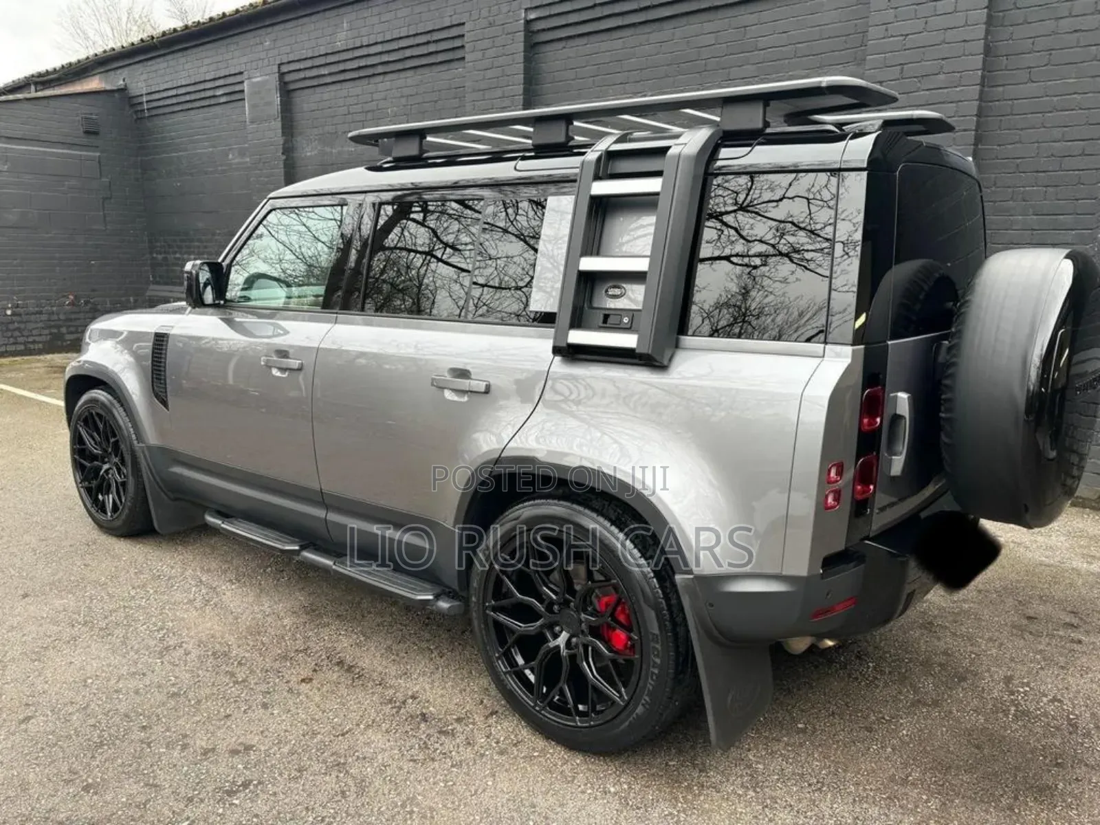 Land Rover Defender 2021 Silver