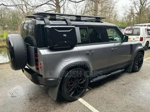 Land Rover Defender 2021 Silver