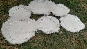 Table Mats White 500 Shillings