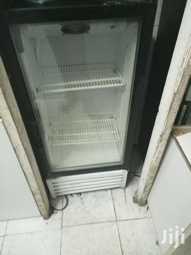 Mini Display Fridge - thumbnail 2