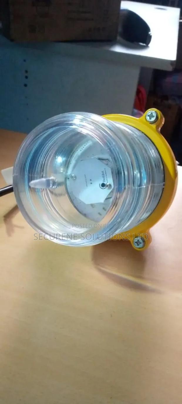 Aviation Obstruction Light Ac Powered 240v - thumbnail 2