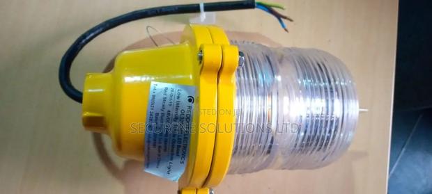 Aviation Obstruction Light Ac Powered 240v - thumbnail 3
