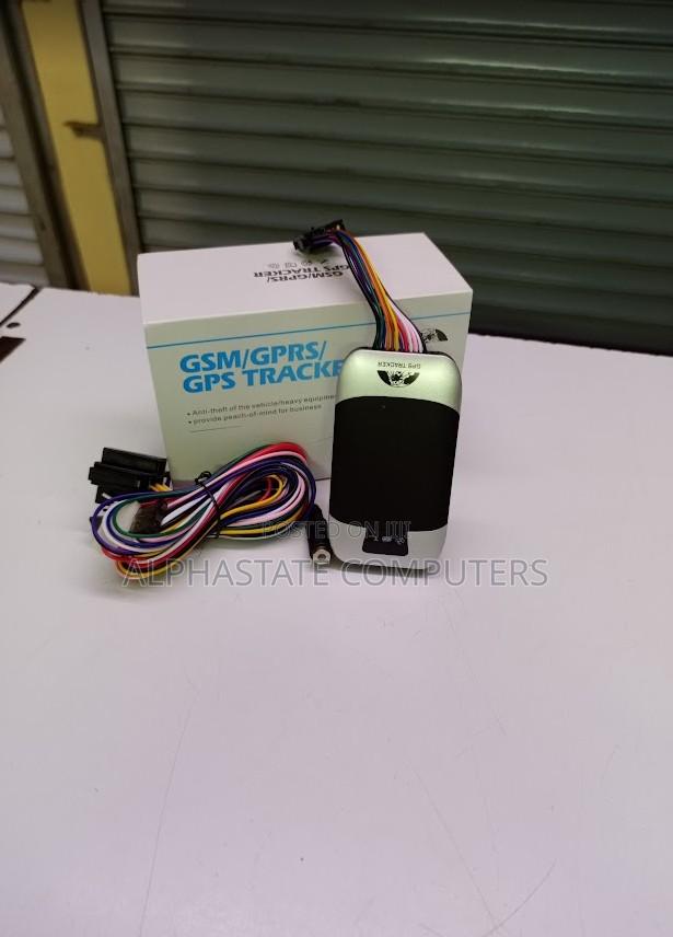 Car Tracker Car *Tracker GSM/GPRS/GPS Tracker*