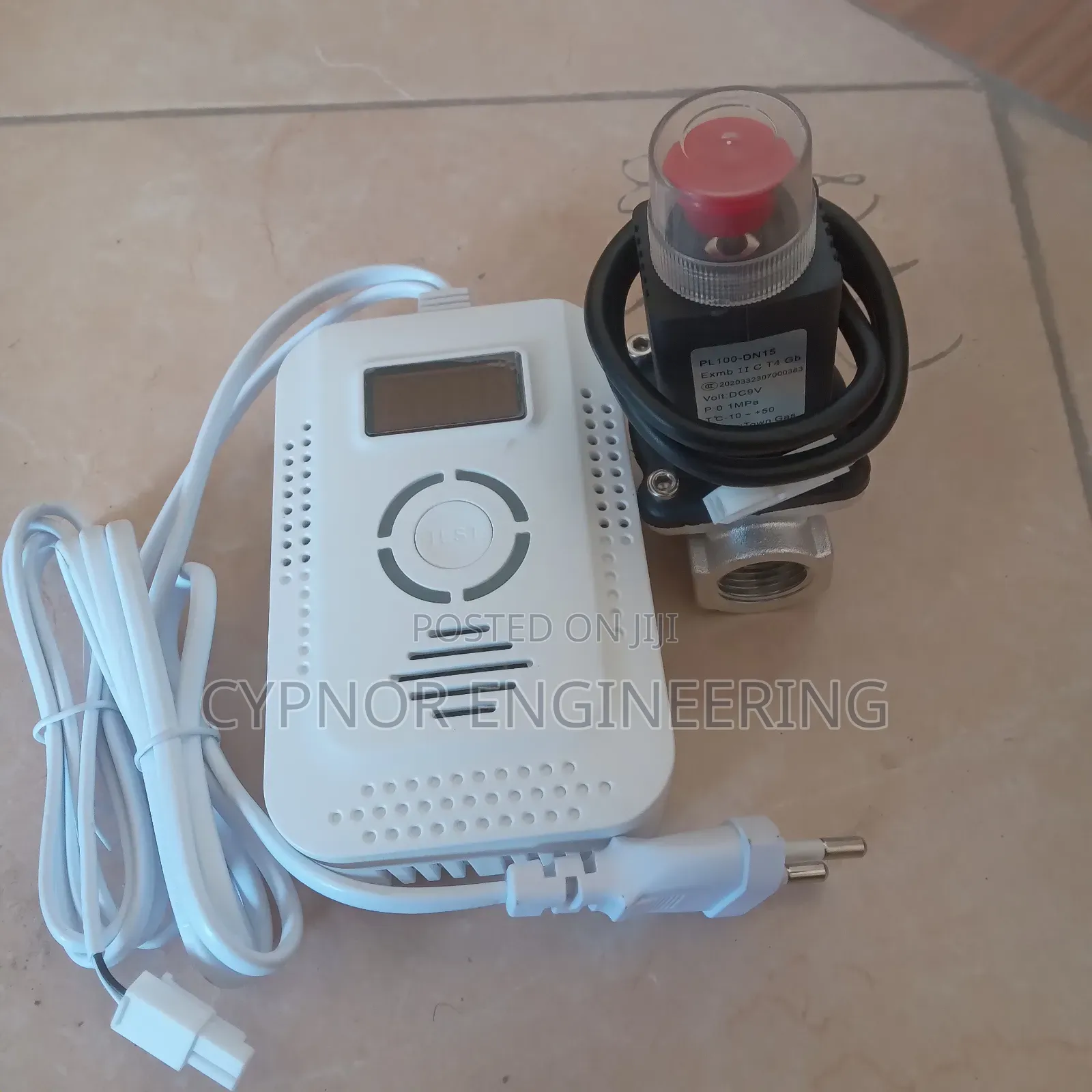Smart Gas Leakage Detector for Schools