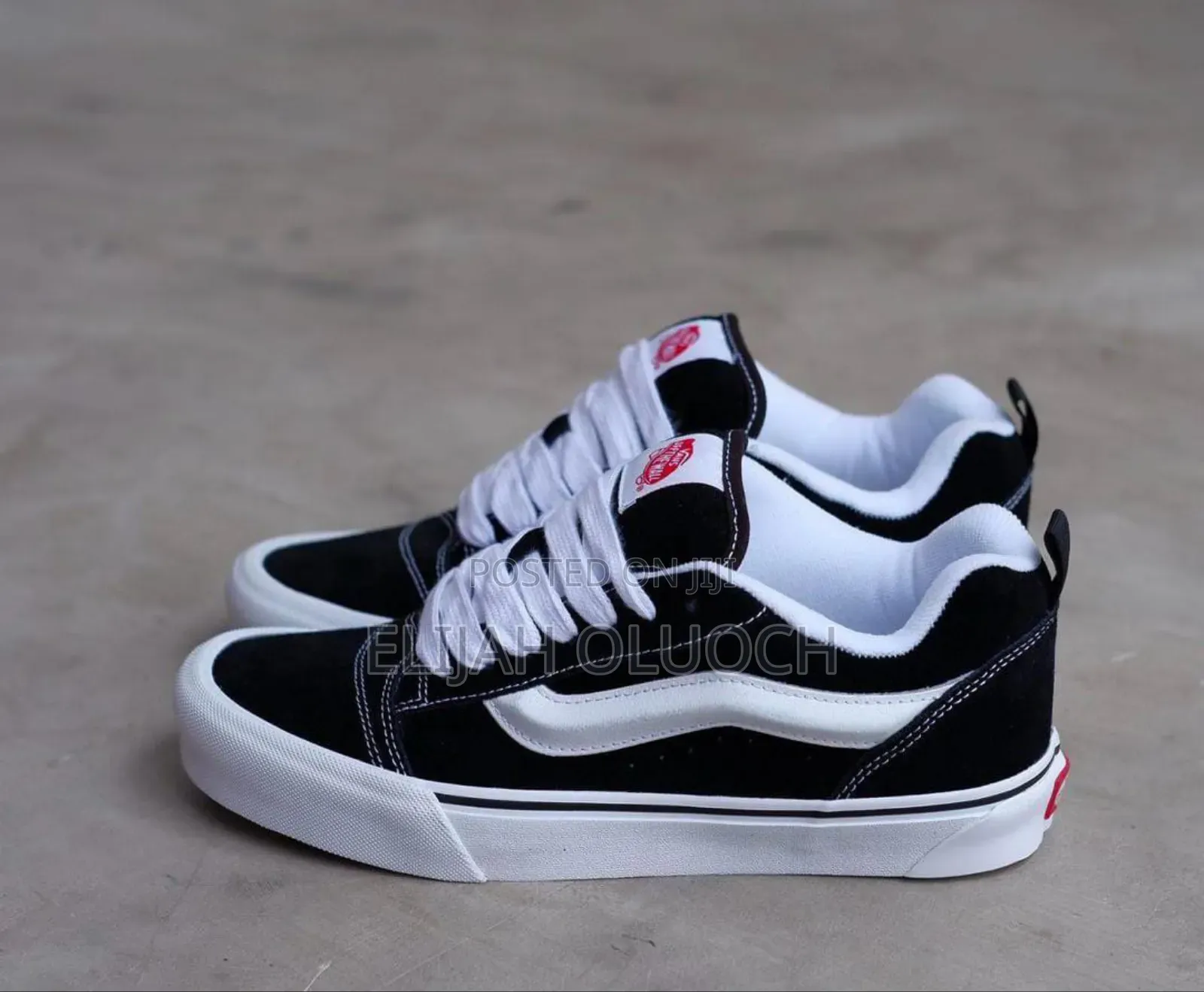 Knu Vans Off the Wall