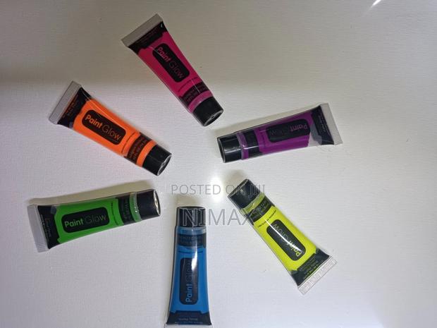 UV Paint Glow Assorted Colours 6 Pack - thumbnail 3