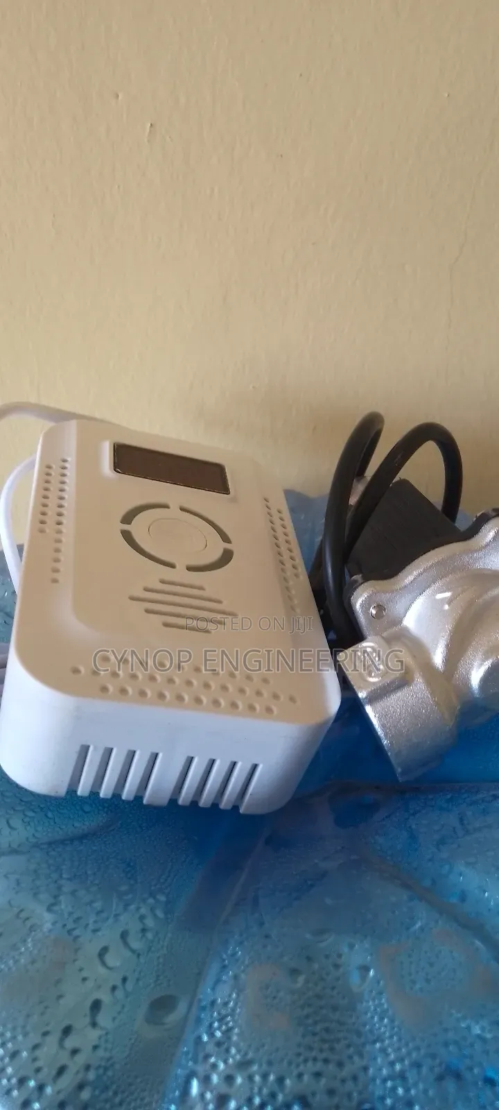 School Lab Gas Leak Detection With Valve