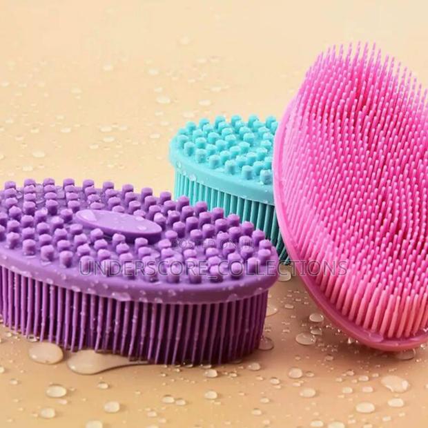 Silicon Bath Brush - main view