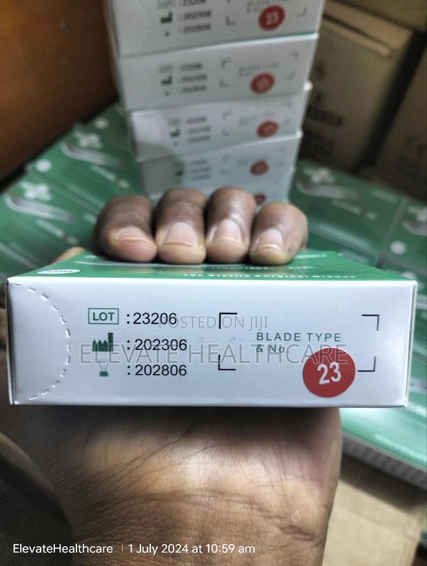 Surgical Blade G23 - main view