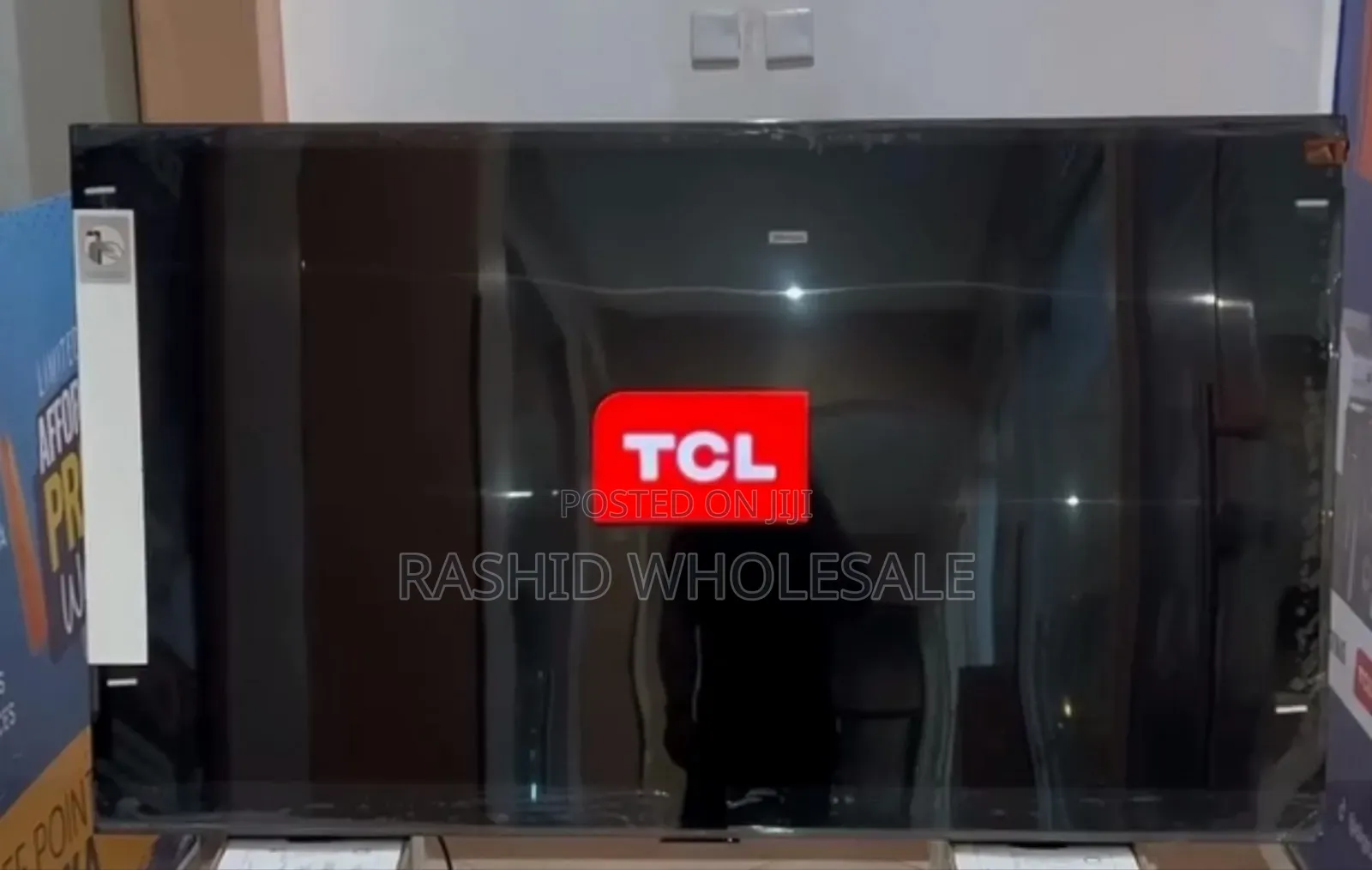 Tcl 65 Inch Smart Flameless Tv.