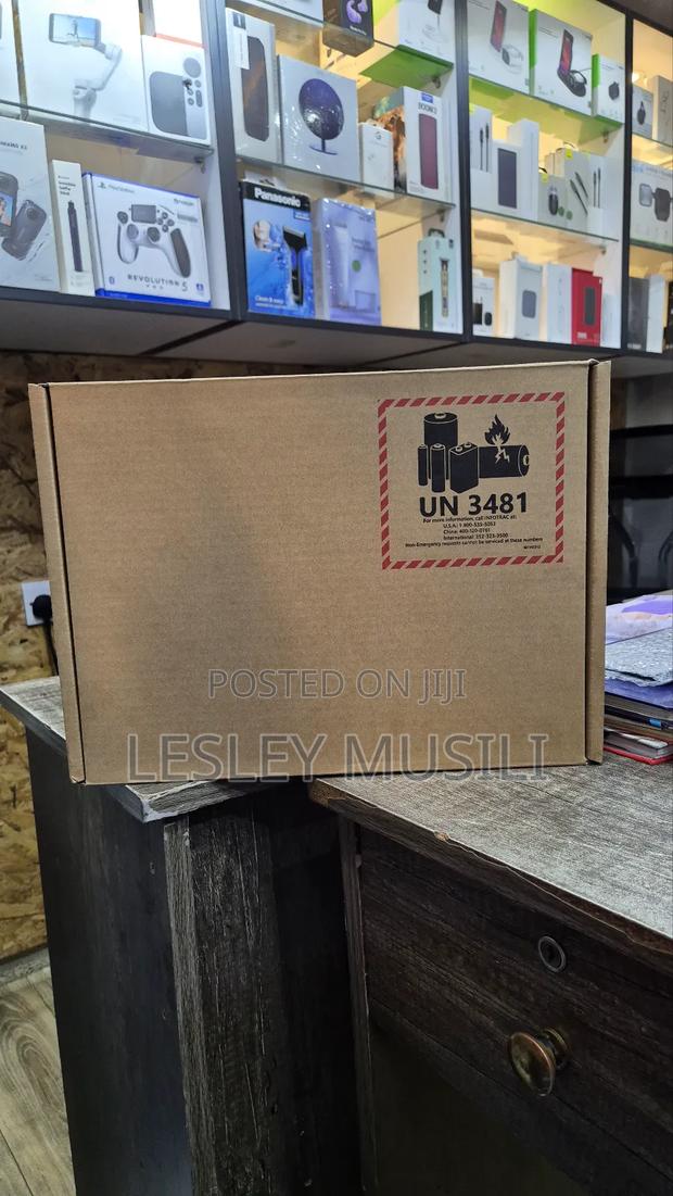 New Microsoft Surface 1 TB Silver - thumbnail 2