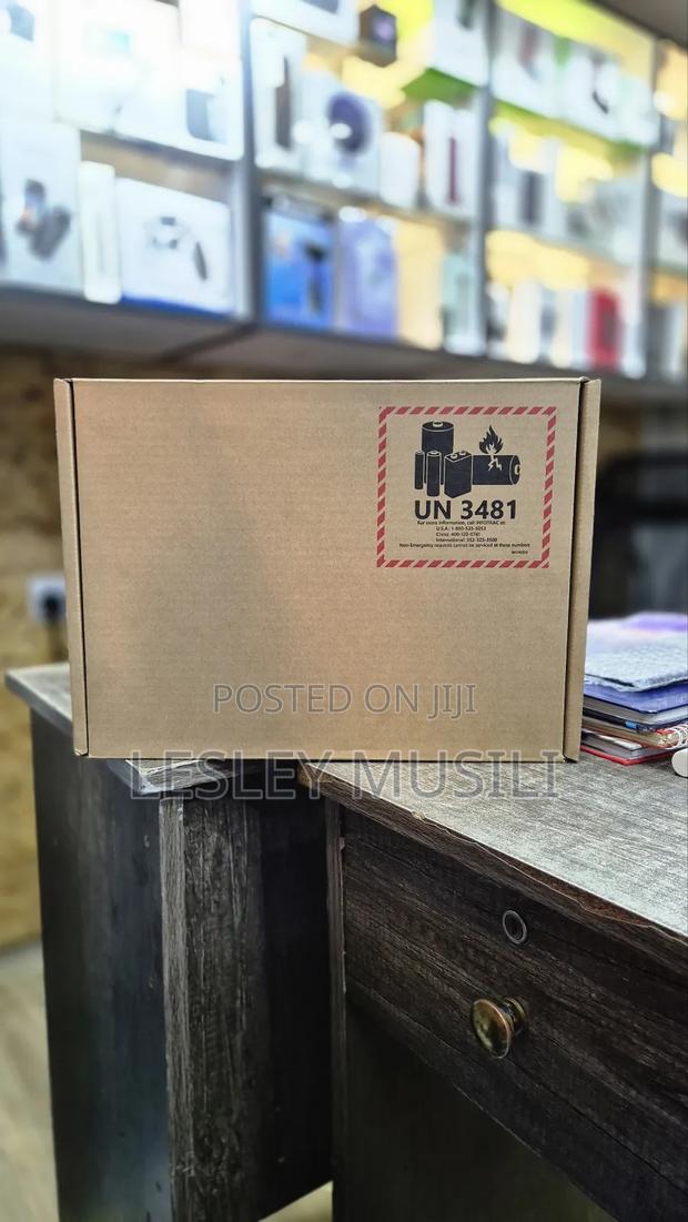 New Microsoft Surface 1 TB Silver - thumbnail 3