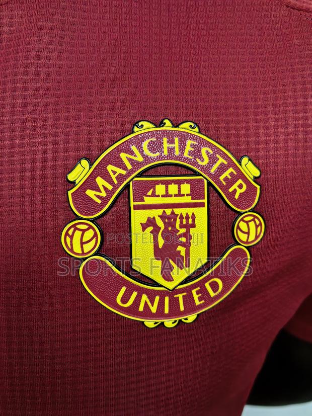 Manchester United Player Kit 24/25 Season - thumbnail 2