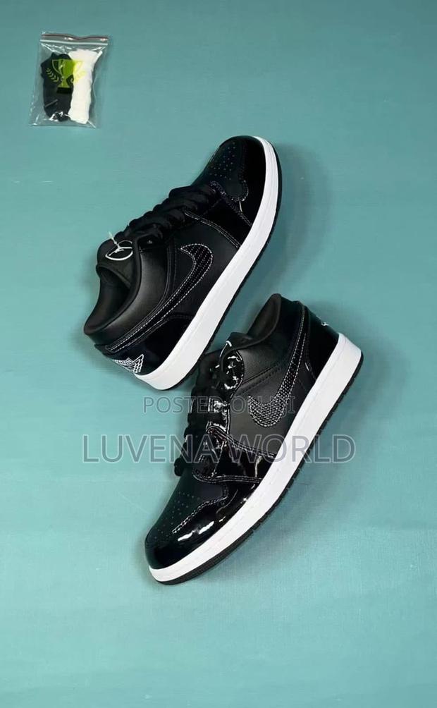 Jordan 1 Lowcut