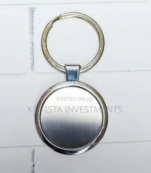 Round Shaped Metallic Key Holders
