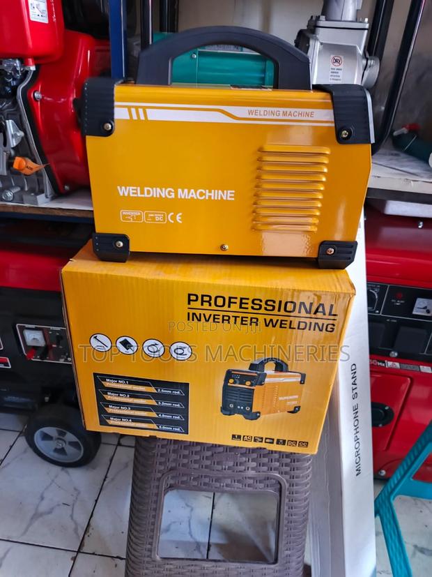 Dewalt MMA 500A Welding Machine - main view