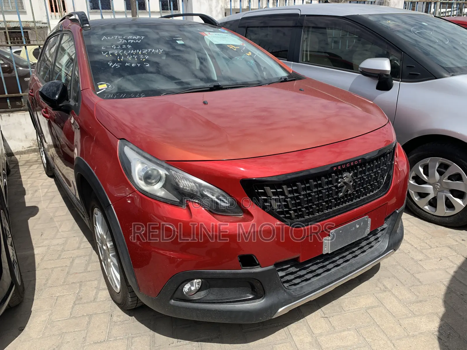 Peugeot 2008 1.2 PureTech (130 Hp) 2017 Red