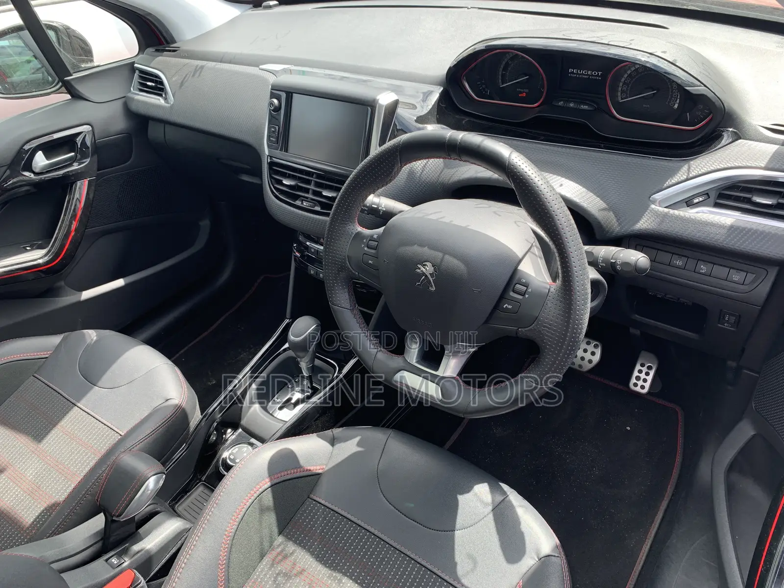 Peugeot 2008 1.2 PureTech (130 Hp) 2017 Red