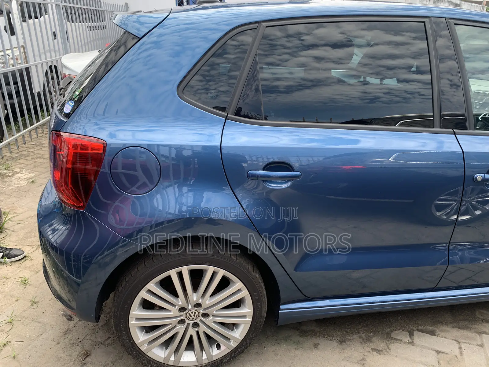 Volkswagen Polo 2017 Blue