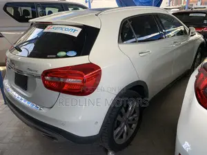 Mercedes-Benz GLA 250 2017 Pearl