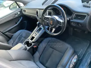 Porsche Macan 2017 Black