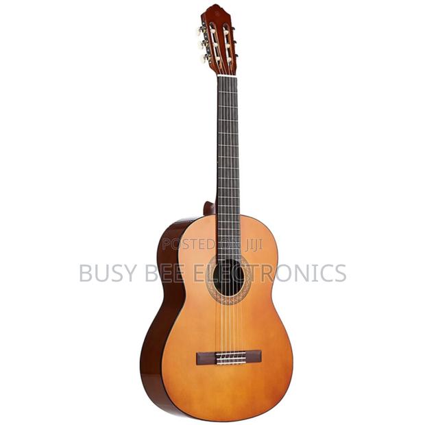 Cs 40 Yamaha Classical Guitar - main view