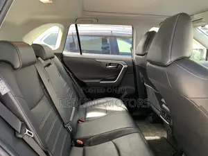 Toyota RAV4 2018 Gray