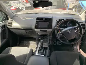Toyota Land Cruiser Prado 2.7 2017 Brown
