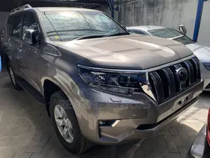 Toyota Land Cruiser Prado 2.7 2017 Brown