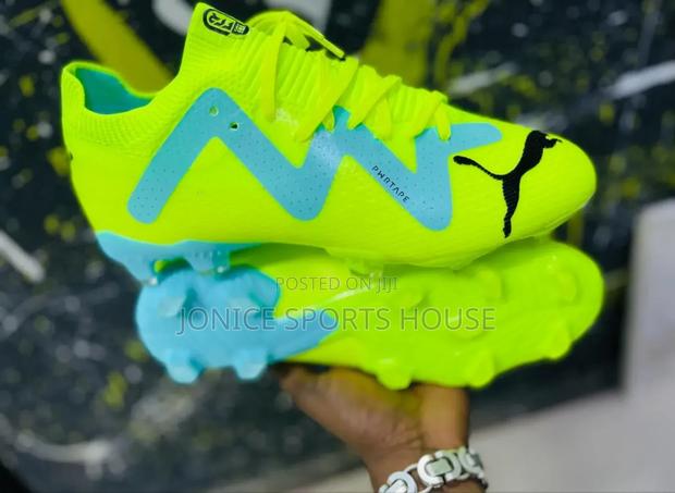 Puma Soccer Boots - thumbnail 3