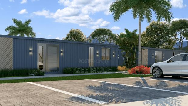 Beautiful Container House - main view