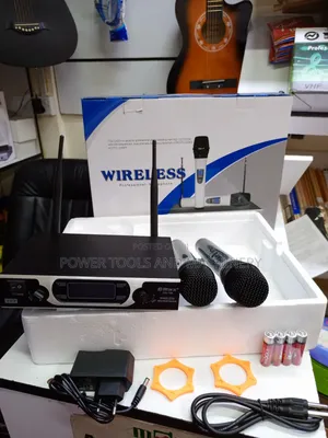 Max 7660 Cordless Microphone