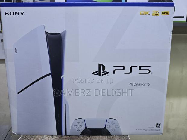 Playstation 5 Slim - thumbnail 2