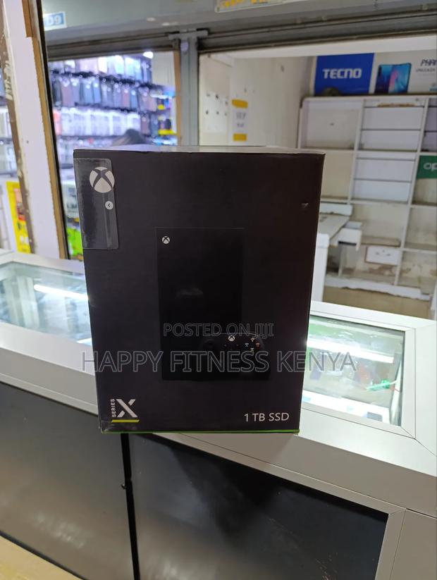 Xbox Series X Console 1tb SSD - thumbnail 3
