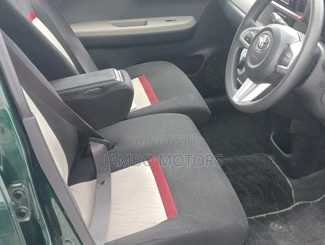 Toyota Passo 1.0 FWD 2017 Green