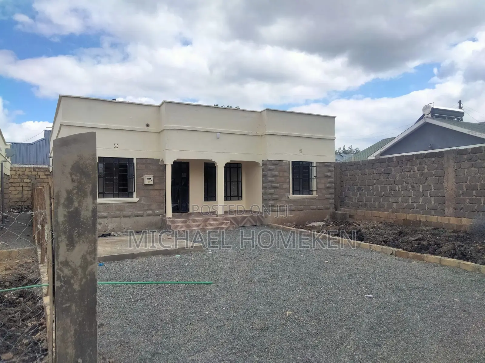 4bdrm Bungalow in Nkoroi for sale