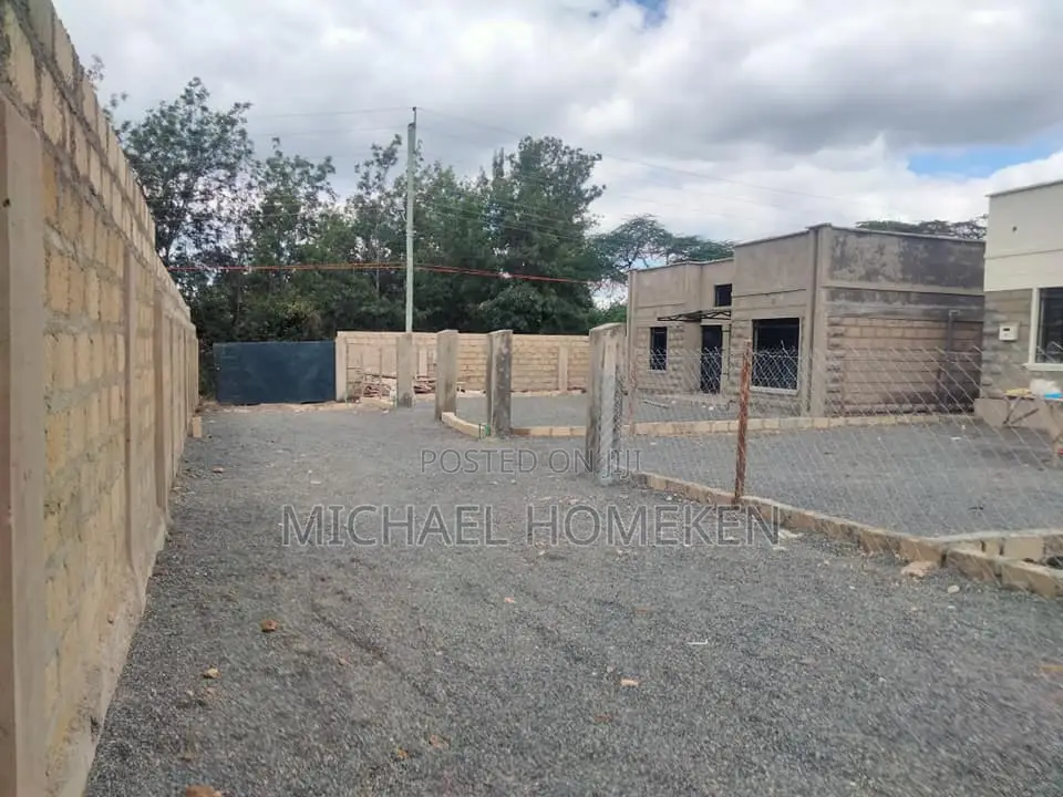 4bdrm Bungalow in Nkoroi for sale