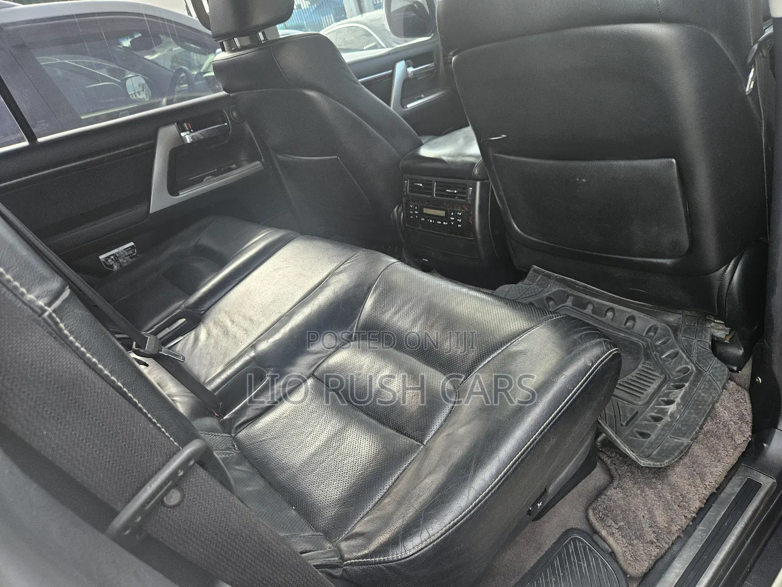 Toyota Land Cruiser 2015 White