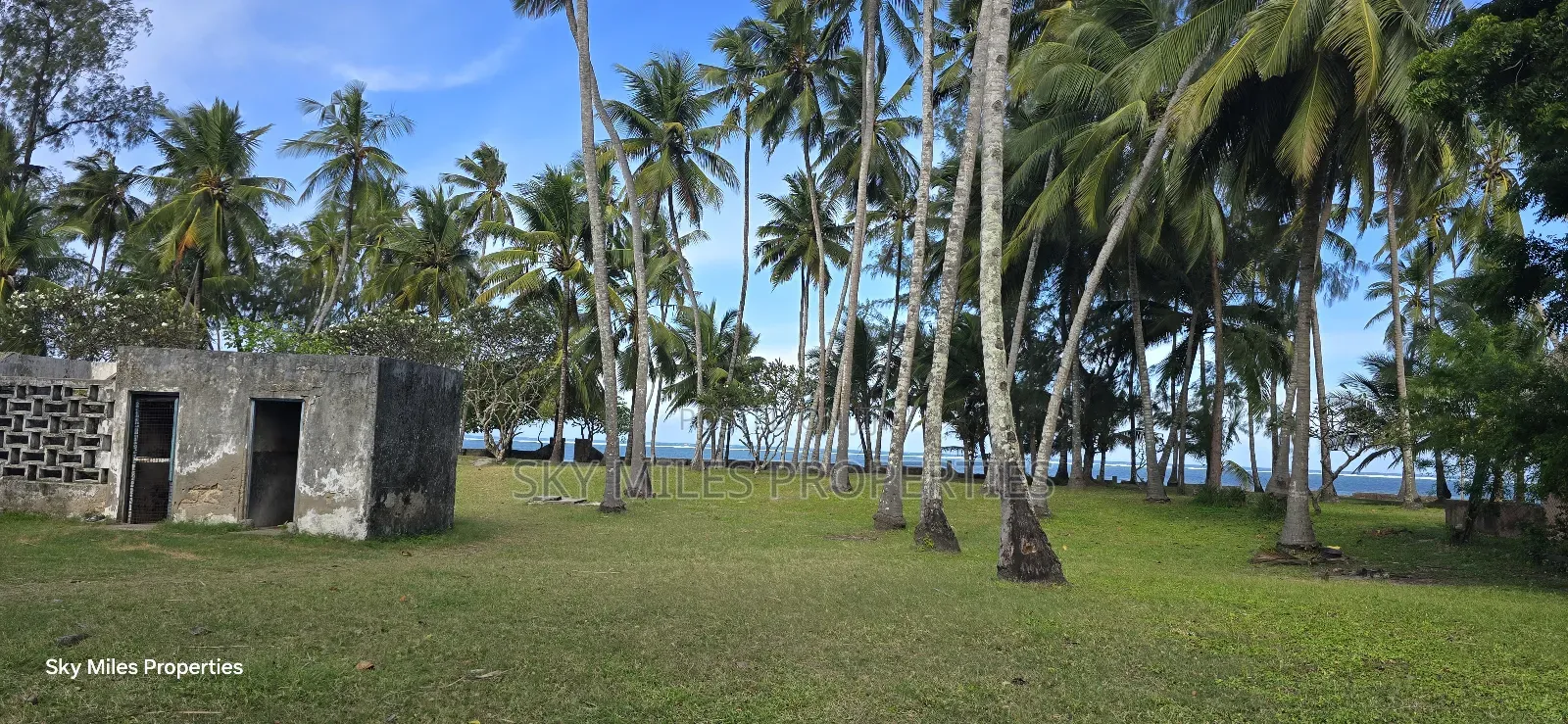 Kikambala,4 Acres Beach Plot on Sale